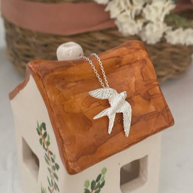 Rondine Silver Pendant