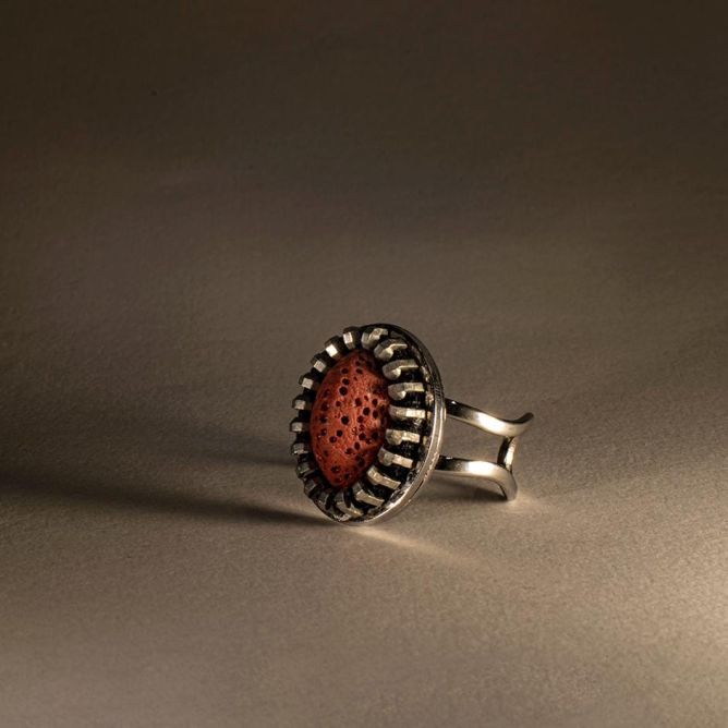 Oval zipper ring with volcanic stone 2