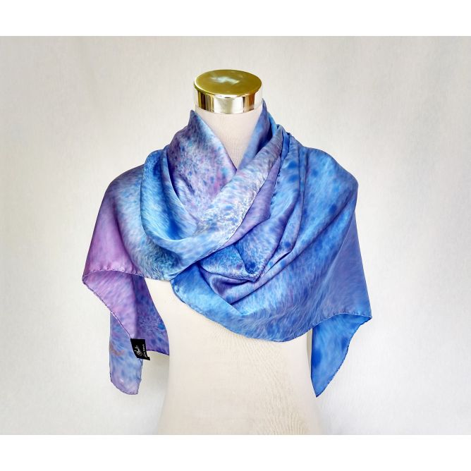 Bufanda de seda pintada a mano en azul verdoso: elegante pañuelo grande / Idea de regalo perfecta para esposa