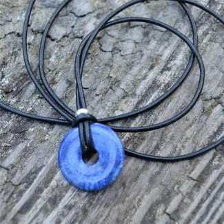 Pendentif en forme de donut en lapis-lazuli