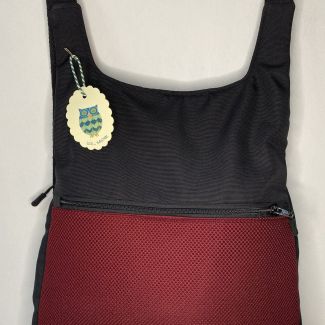 Adjustable backpack, red color
