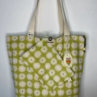 Sac maxi de créateur avec trousse de toilette assortie, imprimé couleur pistache.