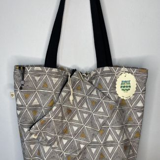 Designer maxi bag with matching toiletry bag, geometric print