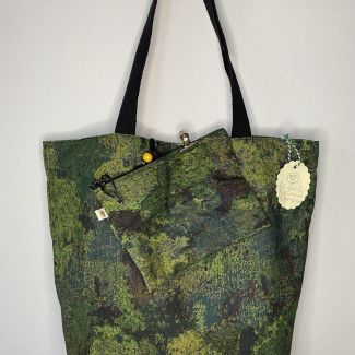 Designer maxi bag with matching toiletry bag, green