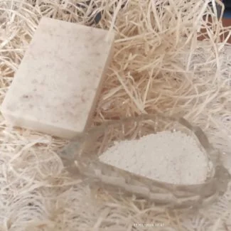 Jabón de Glicerina con Arcilla Blanca