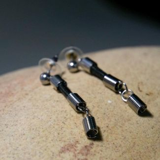 pendientes con  con muelles