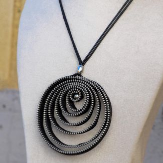 Collar espiral cremallera