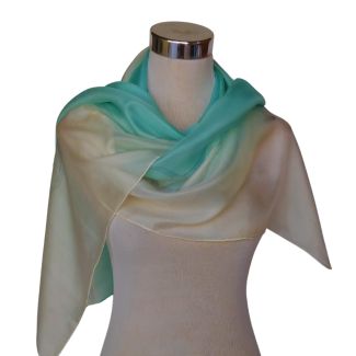 Pañuelo de seda turquesa pintado a mano: elegante chal habotai