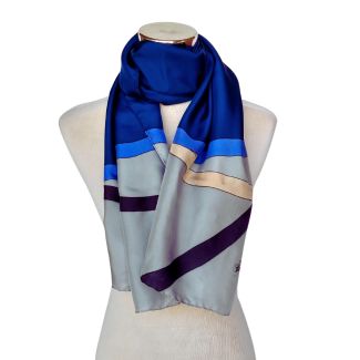 Pañuelo de seda azul marino atemporal: elegante pañuelo unisex pintado a mano