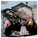 Women from Alto Aragón with shawls