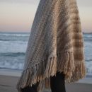 Chal de lana en tonos de beige