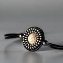 Pulsera original, diferente hecha con cremalleras