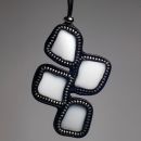 Collar de ceramica reciclada 2