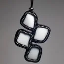Collar de ceramica reciclada 2