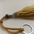 Chaveiro de lã com borla | Chaveiro artesanal de lã merino | Pingente boho para bolsa | Presente artesanal natural 12