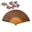 Abanico plegable de seda marrón: elegante accesorio pintado a mano con detalles de pedrería. 4