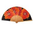 Abanico plegable de seda negra con amapolas naranjas pintadas a mano: elegante accesorio artístico para mujer. 2