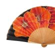 Abanico plegable de seda negra con amapolas naranjas pintadas a mano: elegante accesorio artístico para mujer. 4