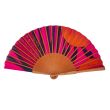 Abanico de seda fucsia salvaje – Abanico plegable rosa y dorado pintado a mano – Accesorio artesanal español de lujo 5