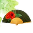 Abanico de seda verde oliva artesanal: abanico plegable artístico español con vibrante diseño floral.